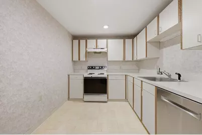 44 Elm Street #303, Worcester, MA 01609 - Photo 12