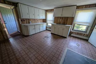 440 Old Somerset Ave, Dighton, MA 02764 - Photo 8