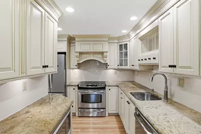 35 Casey Circle #35, Waltham, MA 02451 - Photo 8