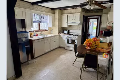 8 Lincoln Ct, Saugus, MA 01906 - Photo 8
