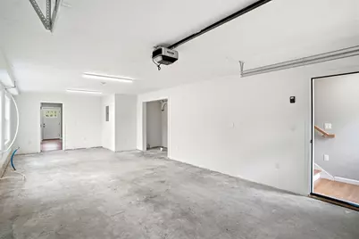17 Crosby St #A, Webster, MA 01570 - Photo 4