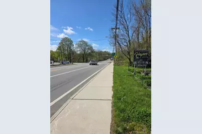 625 Bedford St, East Bridgewater, MA 02333 - Photo 12