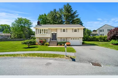 14 Belmont Rd, Burlington, MA 01803 - Photo 2