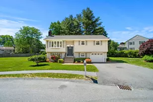 14 Belmont Rd, Burlington, MA 01803 - Photo 2