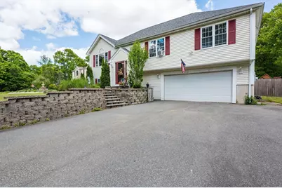 1241 Sharps Lot Rd, Swansea, MA 02777 - Photo 18