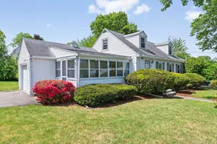 6 Truman Rd, Newton, MA 02459 - Photo 1