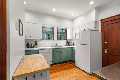 21 Milton, Somerville, MA 02144 - Photo 8