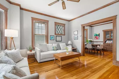 21 Milton, Somerville, MA 02144 - Photo 2