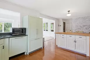98 Walnut St, North Brookfield, MA 01535 - Photo 14