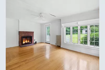98 Walnut St, North Brookfield, MA 01535 - Photo 8