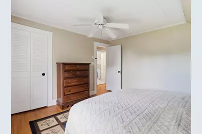 98 Walnut St, North Brookfield, MA 01535 - Photo 24