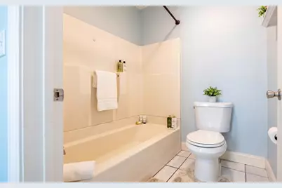 33 1/2 Barclay #3, Worcester, MA 01604 - Photo 12