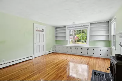 79 Spencer St, Agawam, MA 01001 - Photo 6