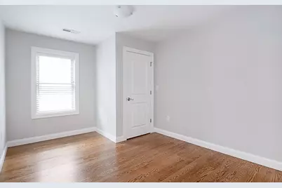 20B Hawthorne #20B, Boston, MA 02119 - Photo 6