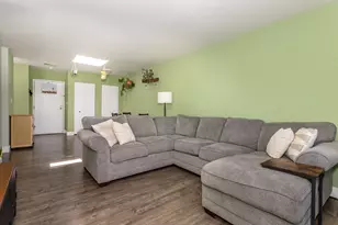 35 Des Moines Rd, Quincy, MA 02169 - Photo 4