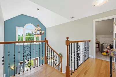 135 Pokanoket Path, Wrentham, MA 02093 - Photo 16