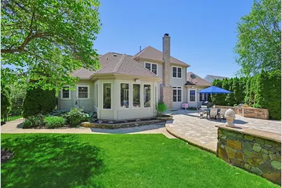 135 Pokanoket Path, Wrentham, MA 02093 - Photo 34