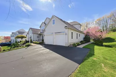 135 Pokanoket Path, Wrentham, MA 02093 - Photo 2