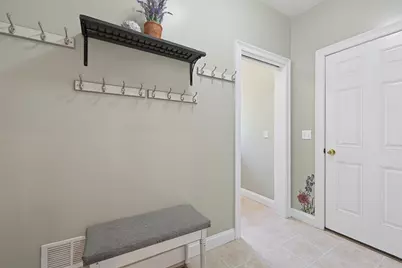 135 Pokanoket Path, Wrentham, MA 02093 - Photo 12