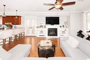 41 Coffey St, Boston, MA 02122 - Photo 6