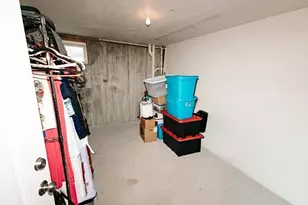 41 Coffey St, Boston, MA 02122 - Photo 18