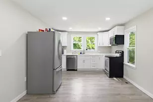 25 Flynt Ave, Monson, MA 01057 - Photo 8