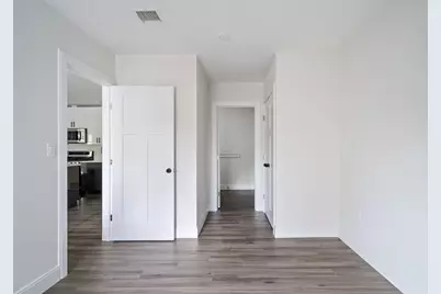 317 Belgrade Ave #203, Boston, MA 02131 - Photo 10
