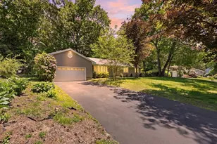 245 Brookwood Dr, Longmeadow, MA 01106 - Photo 1