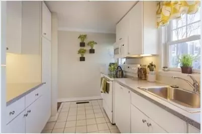 11 Oak Street #2, Wellesley, MA 02482 - Photo 6