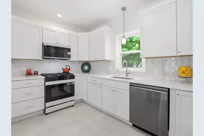 518 North St, Fitchburg, MA 01420 - Photo 6