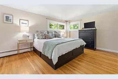 75 Perry Avenue, Lynnfield, MA 01940 - Photo 12