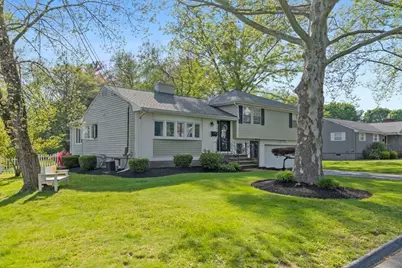 75 Perry Avenue, Lynnfield, MA 01940 - Photo 30
