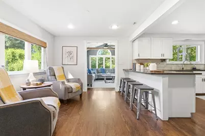 75 Perry Avenue, Lynnfield, MA 01940 - Photo 8