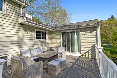 75 Perry Avenue, Lynnfield, MA 01940 - Photo 10