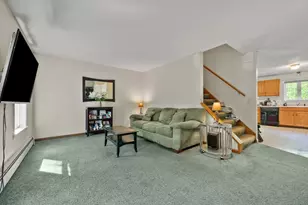 577-579 Old Greenwich Plains Rd, Hardwick, MA 01082 - Photo 8
