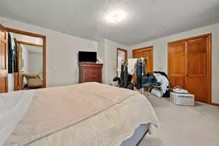 577-579 Old Greenwich Plains Rd, Hardwick, MA 01082 - Photo 16