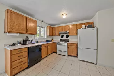 577-579 Old Greenwich Plains Rd., Hardwick, MA 01082 - Photo 12