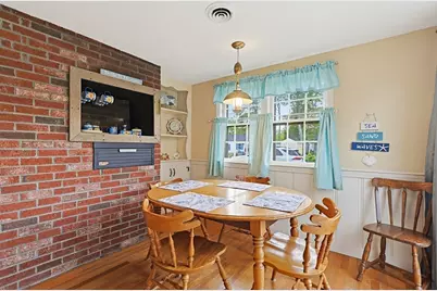 10 Holiday Ln, Dennis, MA 02639 - Photo 14