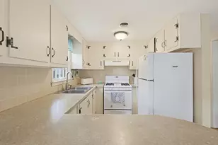 10 Holiday Ln, Dennis, MA 02639 - Photo 10