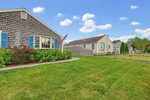 10 Holiday Ln, Dennis, MA 02639 - Photo 34