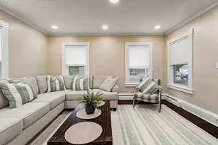 83 Elm St, Salisbury, MA 01952 - Photo 14