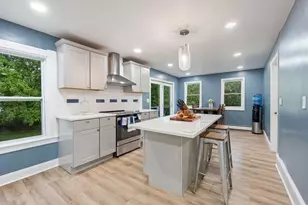 83 Elm St, Salisbury, MA 01952 - Photo 8