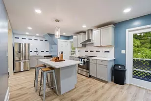 83 Elm St, Salisbury, MA 01952 - Photo 6