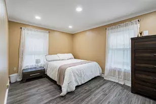 83 Elm St, Salisbury, MA 01952 - Photo 18