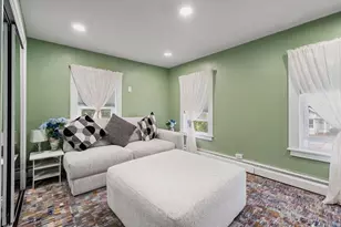 83 Elm St, Salisbury, MA 01952 - Photo 20