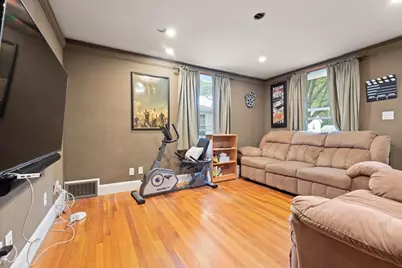 58 Horne Ave, Medford, MA 02155 - Photo 4