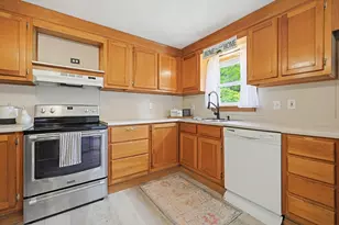 110A Main St, Oxford, MA 01540 - Photo 10