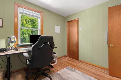 25 Wonderland Ave, Saugus, MA 01906 - Photo 20