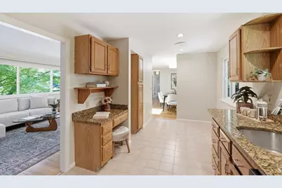 379 Singletary Lane, Framingham, MA 01702 - Photo 10