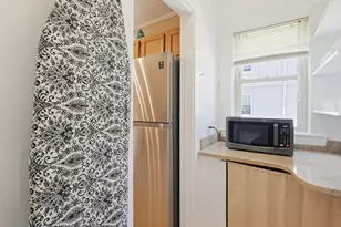 1536 Centre St, Boston, MA 02131 - Photo 24